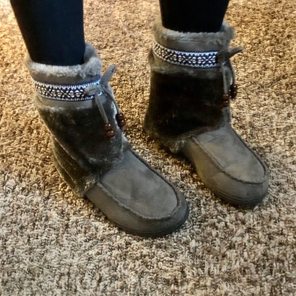 Jessica Simpson Slipper Boot - Picture 2 of 6